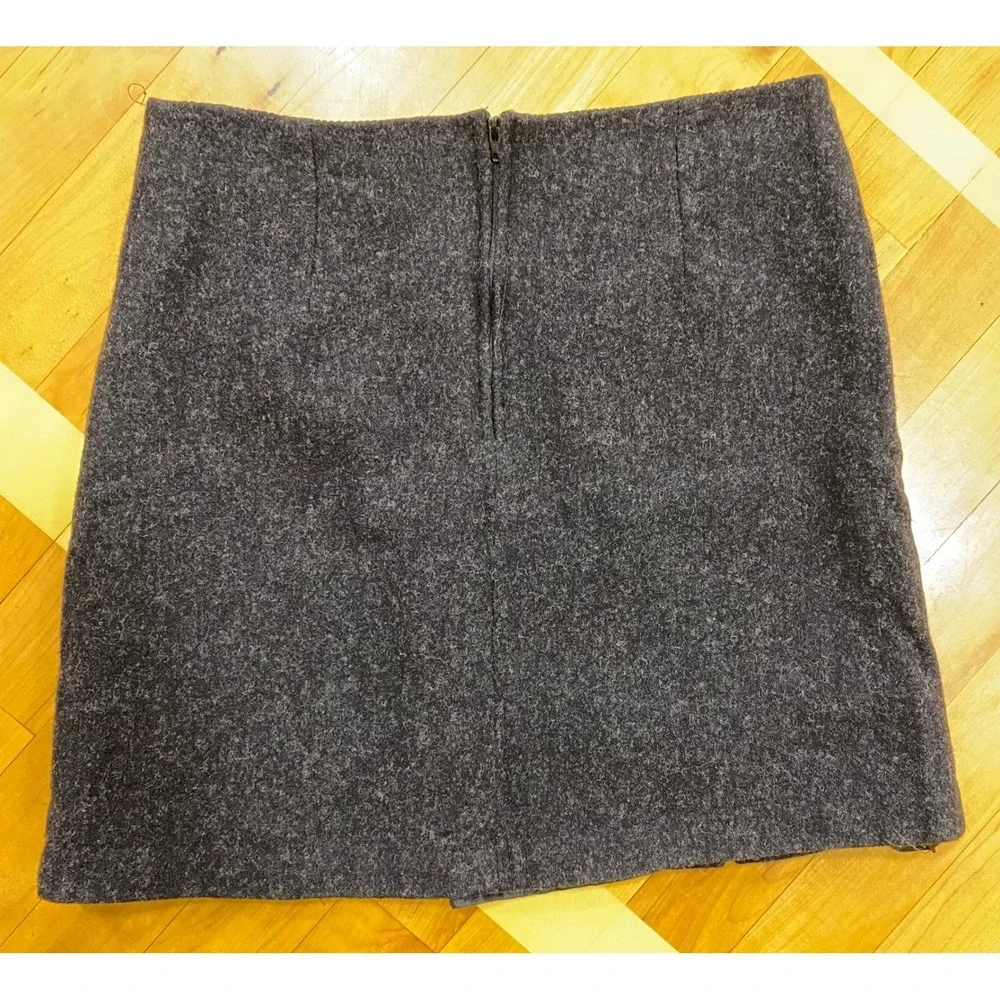 MAURICES Women's Gray Wool Mini Skirt‎ Size 6